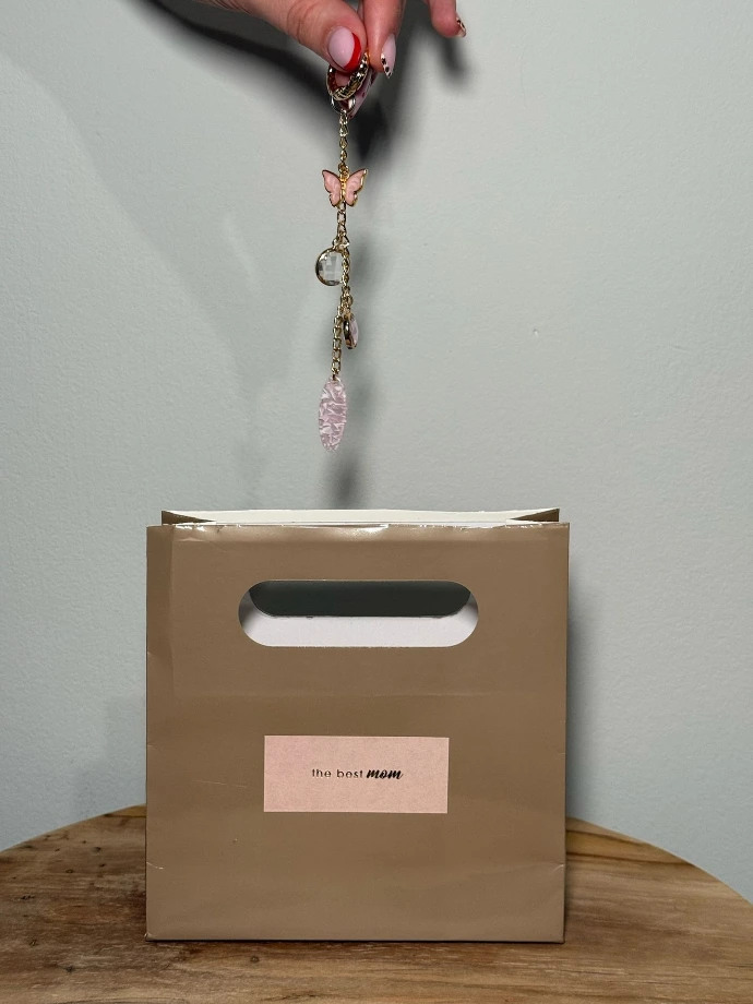 Décoration pour sac avec bijou charms